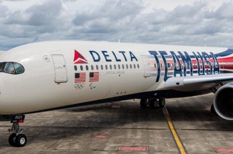 Olimpiadi, Delta presenta l’aereo dedicato al team Usa