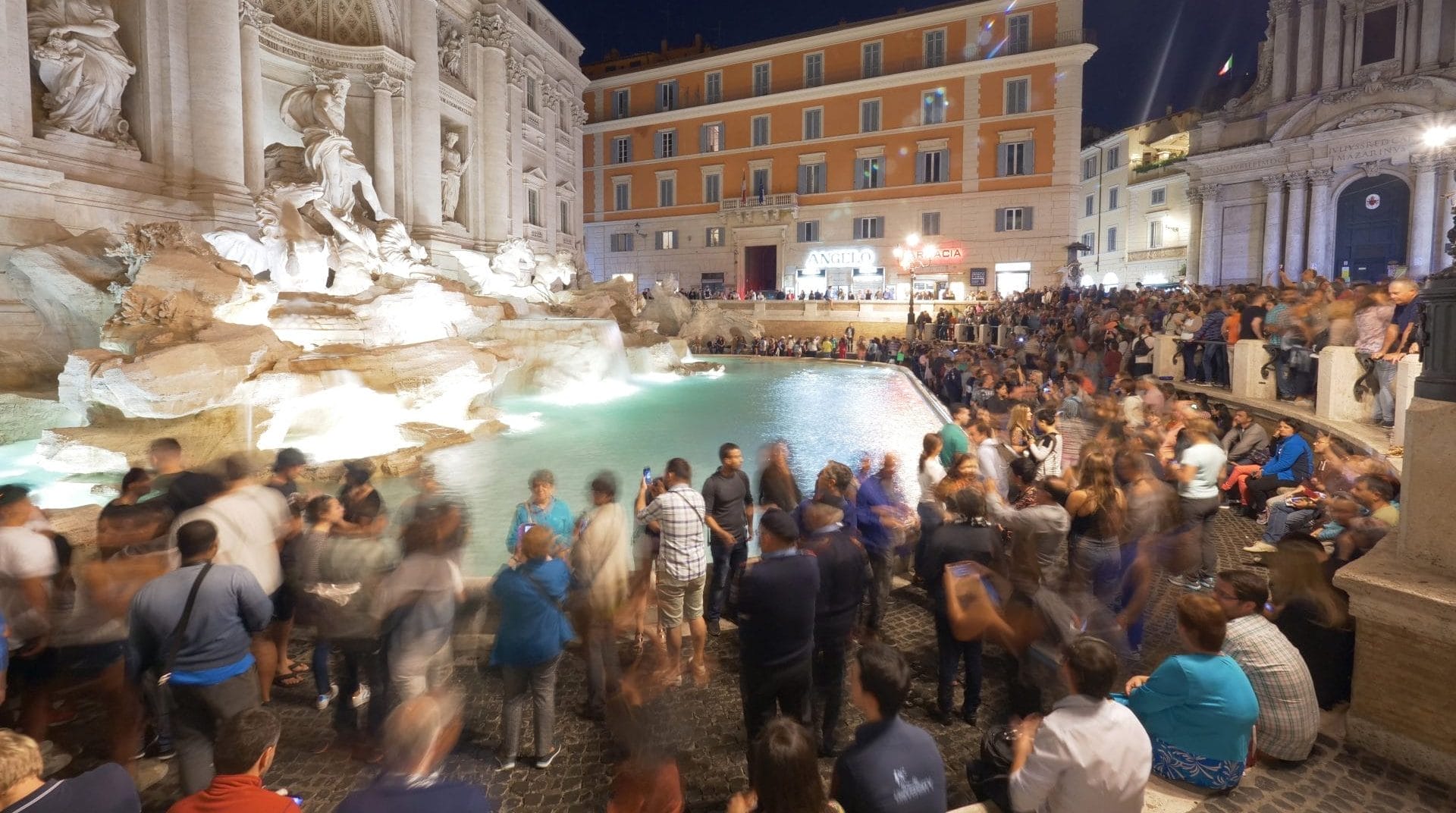 Fontana di Trevi da adobe