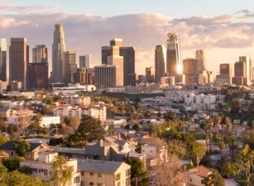 Los Angeles riparte. Farnesina: “Sì ai viaggi”