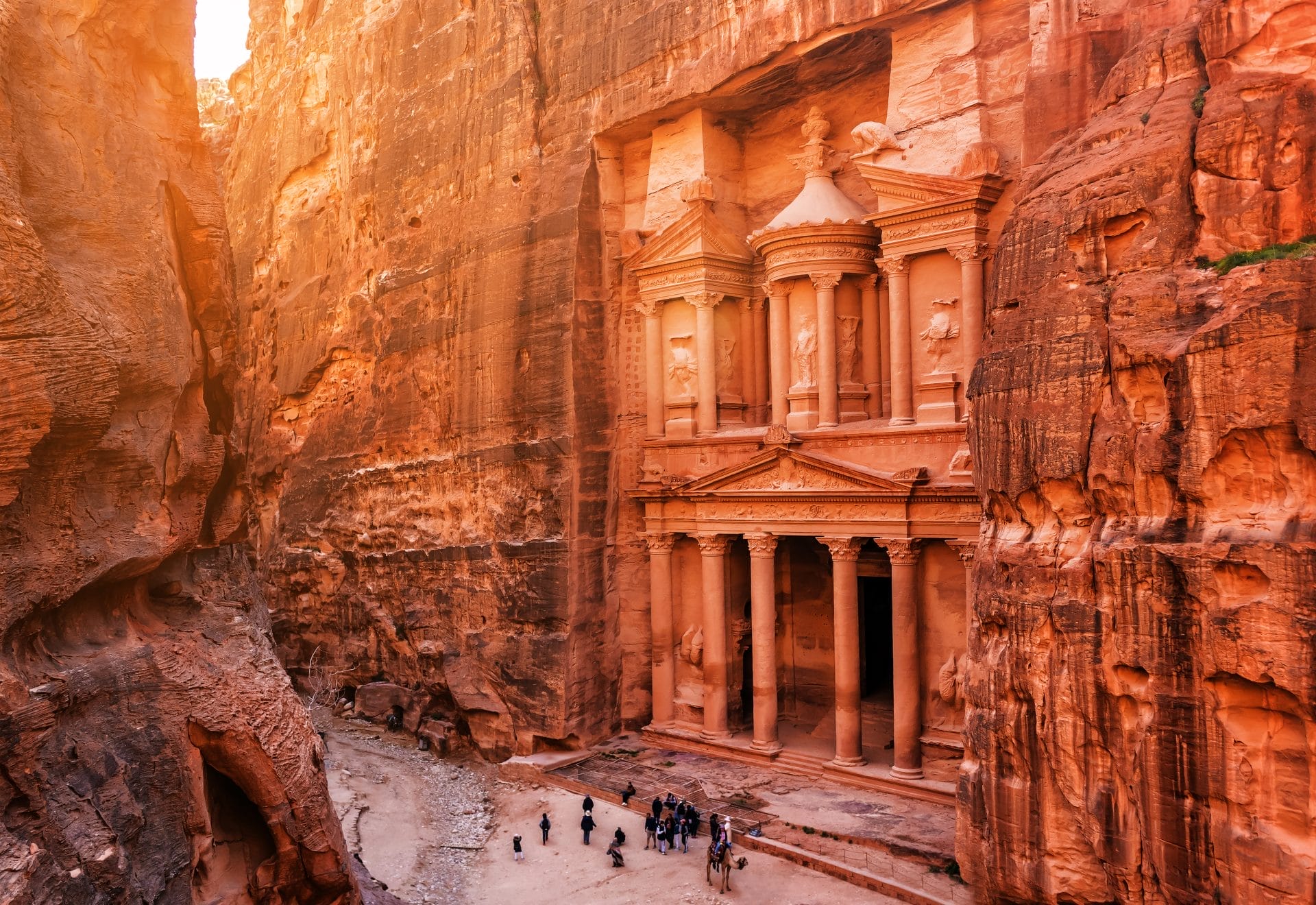 Petra riaperta ai turisti dopo le inondazioni