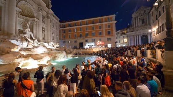 Gli americani scoprono (si fa per dire) l’America: “In Italia c’è overtourism”