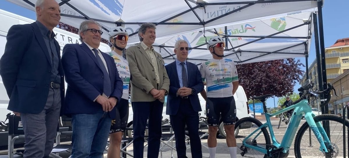 Cicloturismo, l’Abruzzo pedala forte e ottiene l’argento al Giro-E
