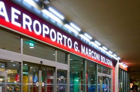 Aeroporto di Bologna, è record: 1 milione di passeggeri a maggio