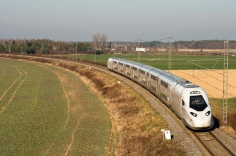 Francia, sciopero dei treni Sncf: “Impatto limitato”