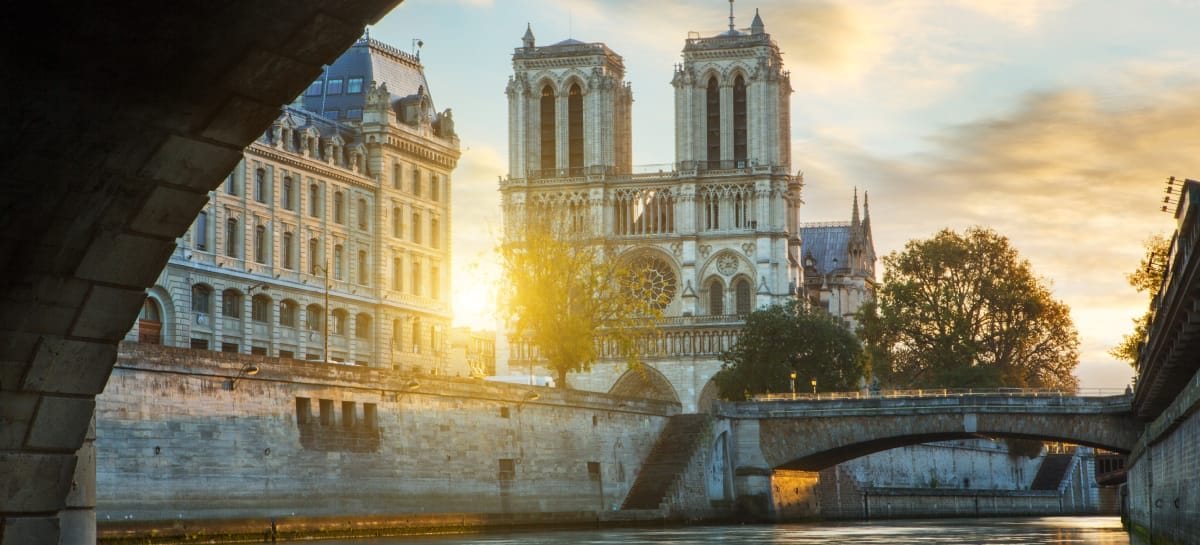 Parigi, l’ingresso a Notre-Dame resterà gratuito