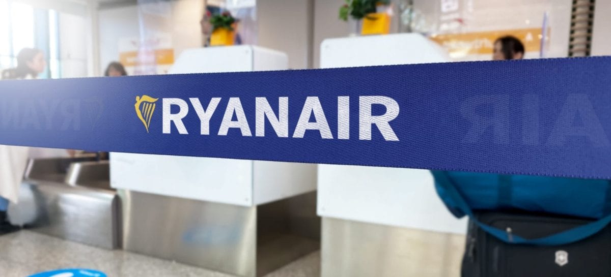 Ryanair, addio ai banchi check-in da maggio