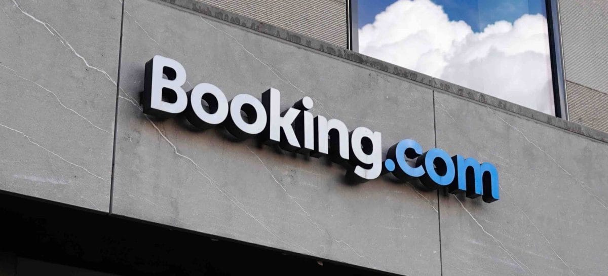 Booking, il passo indietro che accontenta l’Antitrust