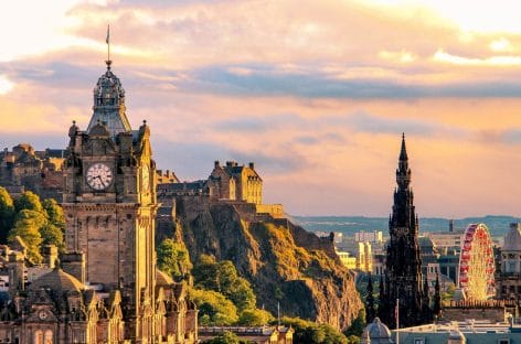 Edimburgo vuole la tassa di soggiorno (oltre all’Eta)