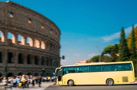 Roma vs bus turistici: battaglia sulle tariffe d’ingresso