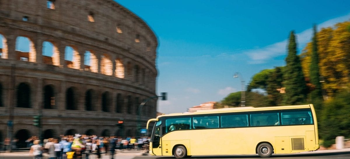 Roma vs bus turistici: battaglia sulle tariffe d’ingresso