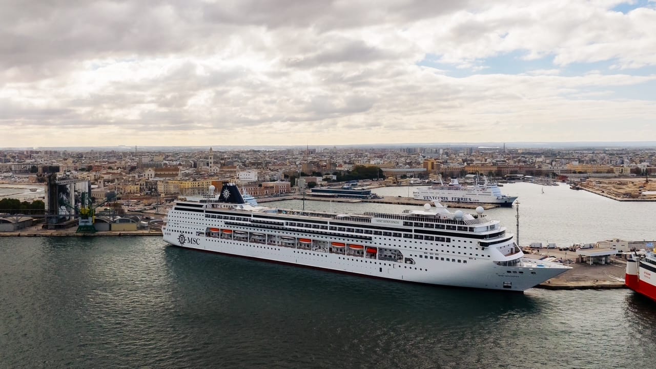 msc sinfonia bari drone