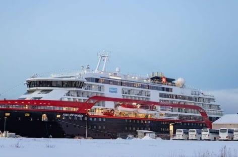 Hurtigruten si separa da Hx e riduce il debito