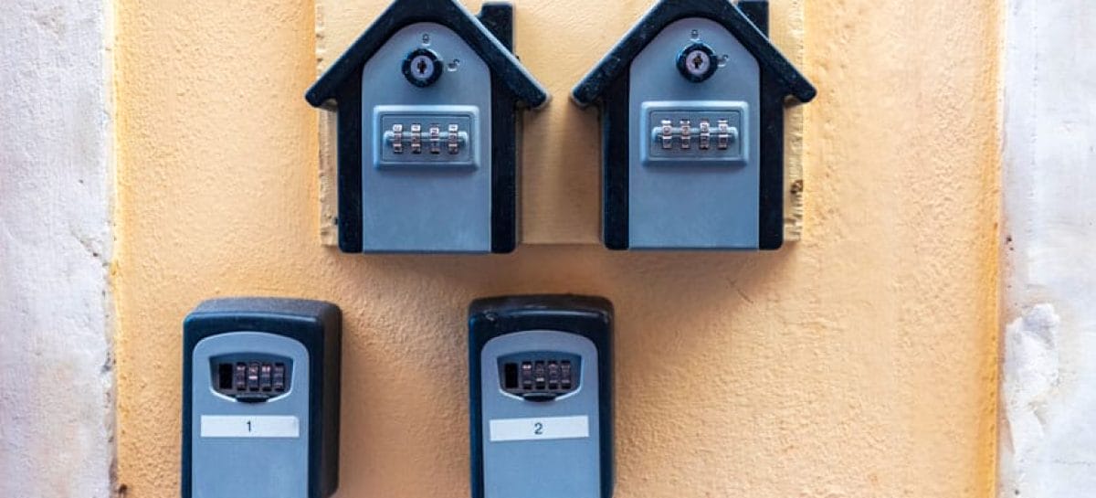 Key box, i property manager: «Basta al vandalismo»