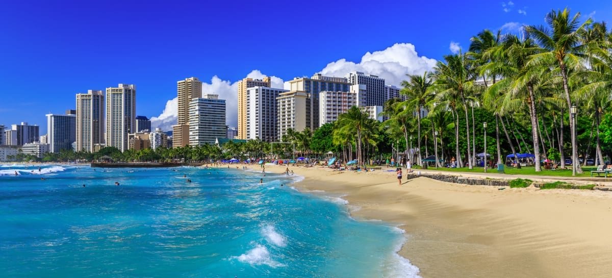 Le Hawaii tentano il rilancio: 6,3 milioni per il turismo