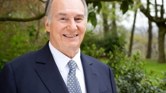 Aga Khan addio: la Sardegna (rim)piange il suo principe