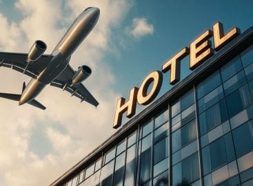 Volo+hotel, Level integra i servizi di Booking