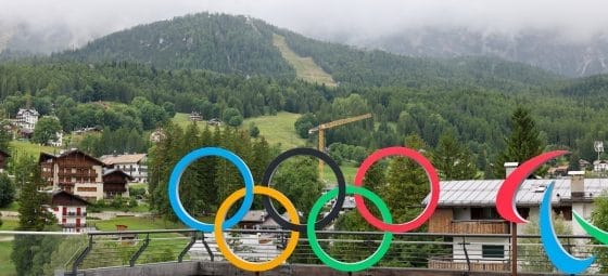 Olimpiadi 2026, è già allarme: “Cortina a corto di posti letto”