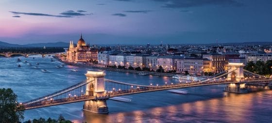 Crociere fluviali sul Danubio e tour nei Fiordi, il giugno firmato Giver